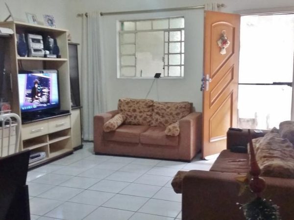 Casa 2 suítes Vila Talarico