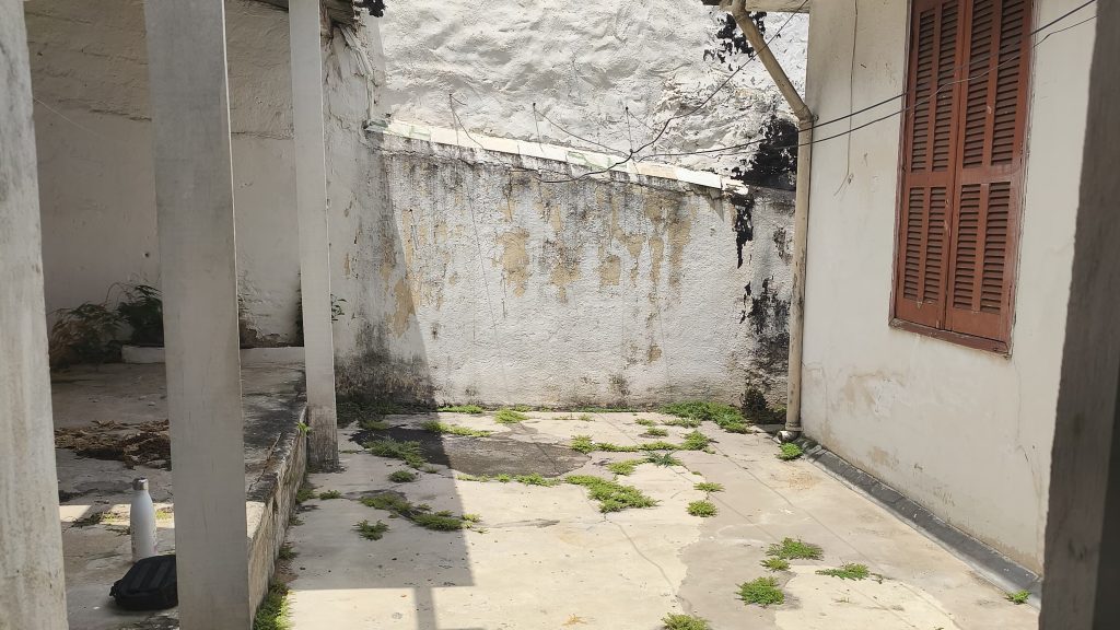 Casa com 3 dormitórios em Sapopemba — Potencial para transformar