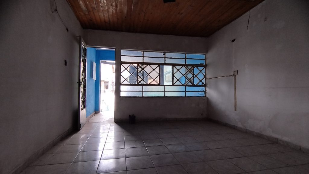 Casa com 3 dormitórios em Sapopemba